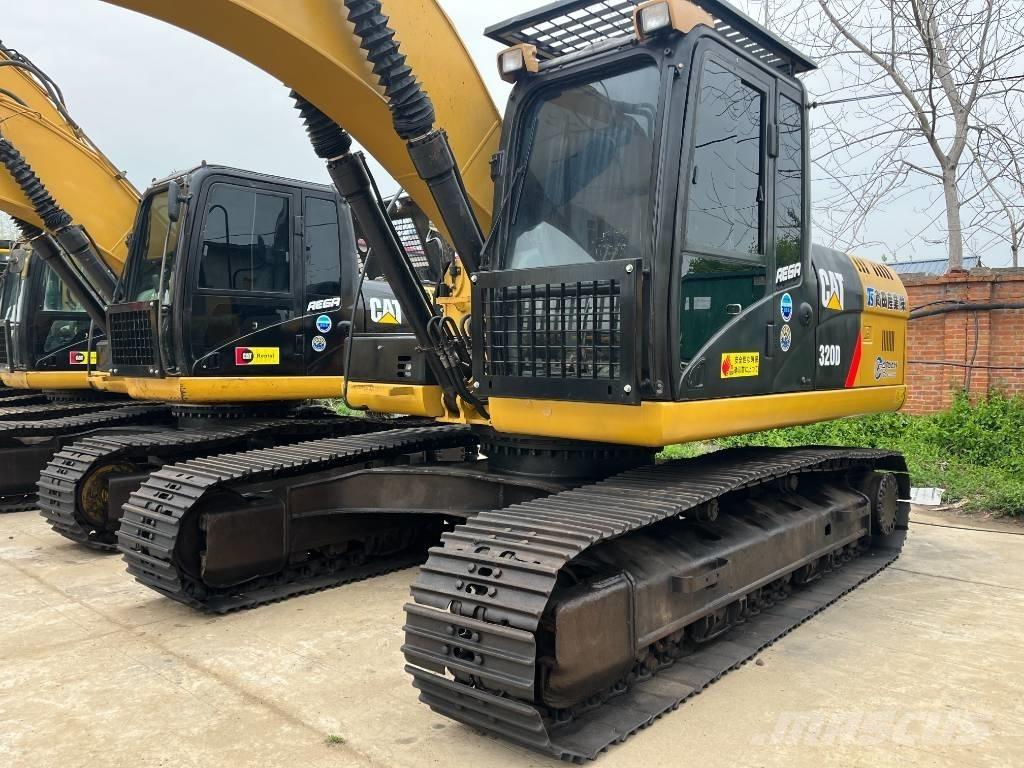CAT 320 D Pásové rýpadlá