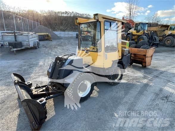 Benco PN1500 Kolesové nakladače