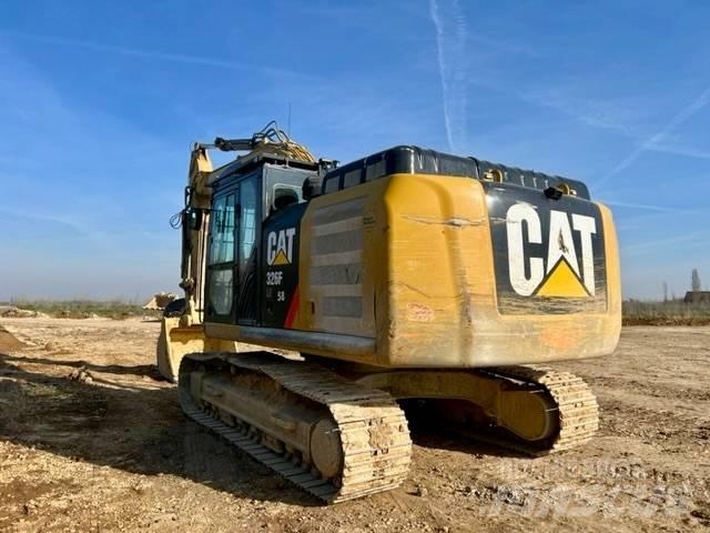 CAT 326 F L Pásové rýpadlá