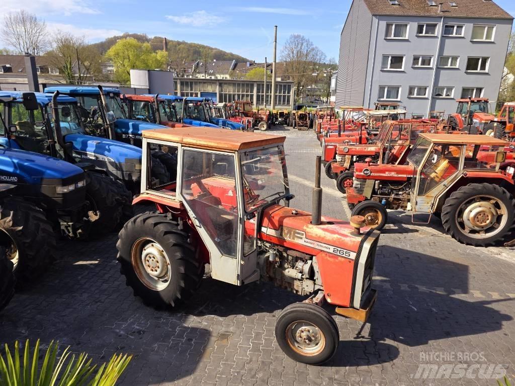 Massey Ferguson 265 Traktory