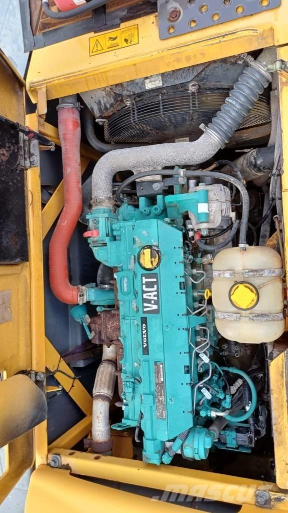 Volvo EC 180 C L Pásové rýpadlá