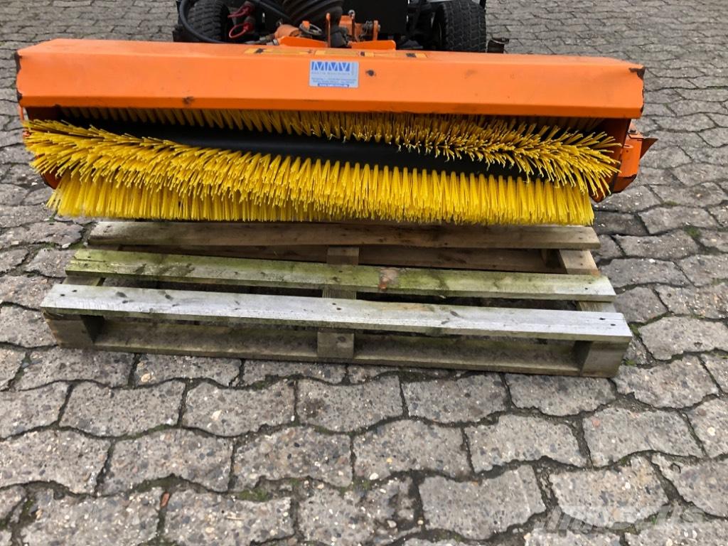 Iseki KL 110 Zametacie stroje