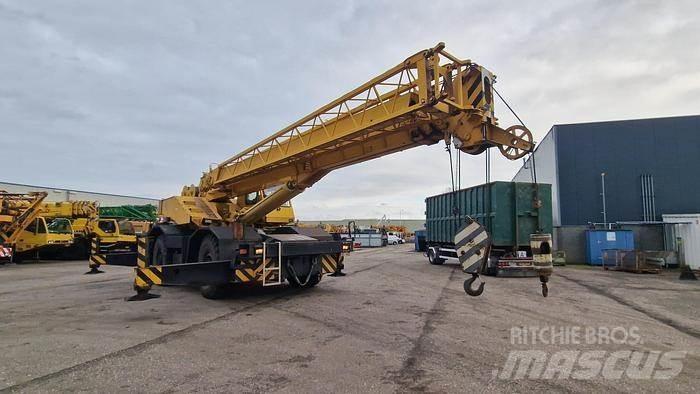 Tadano TR-400E Žeriavy pre ťažký terén
