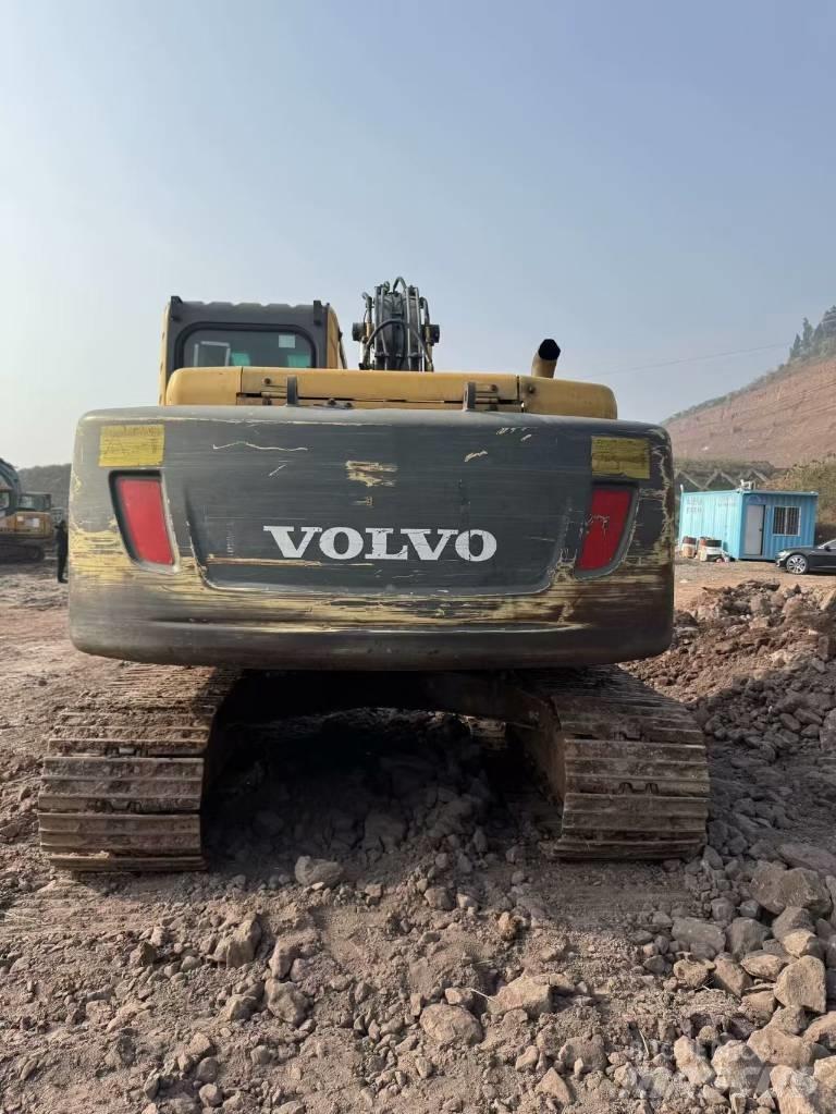 Volvo EC140B Pásové rýpadlá