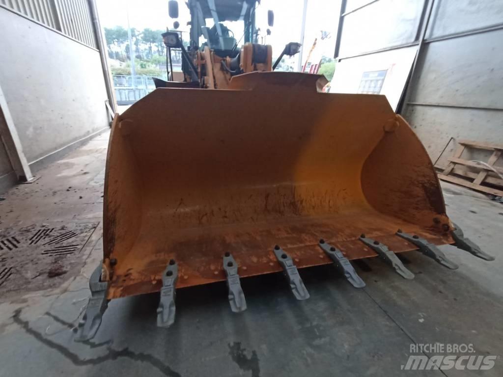 CAT 950 K Kolesové nakladače