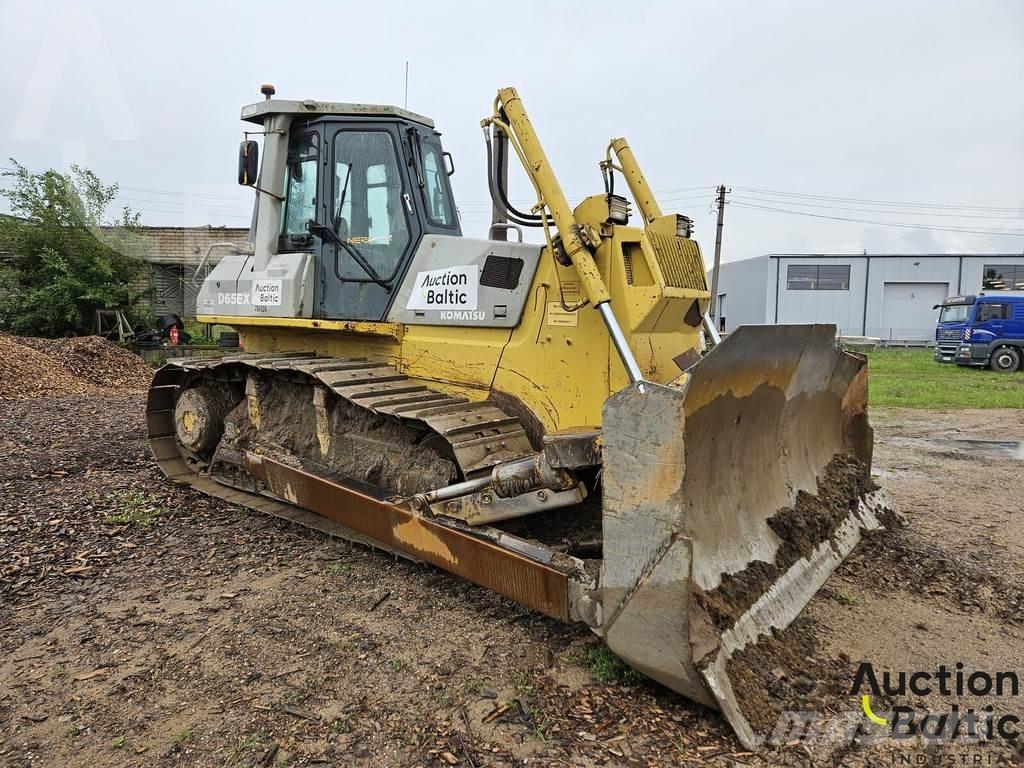 Komatsu D65EX-12 Pásové dozéry