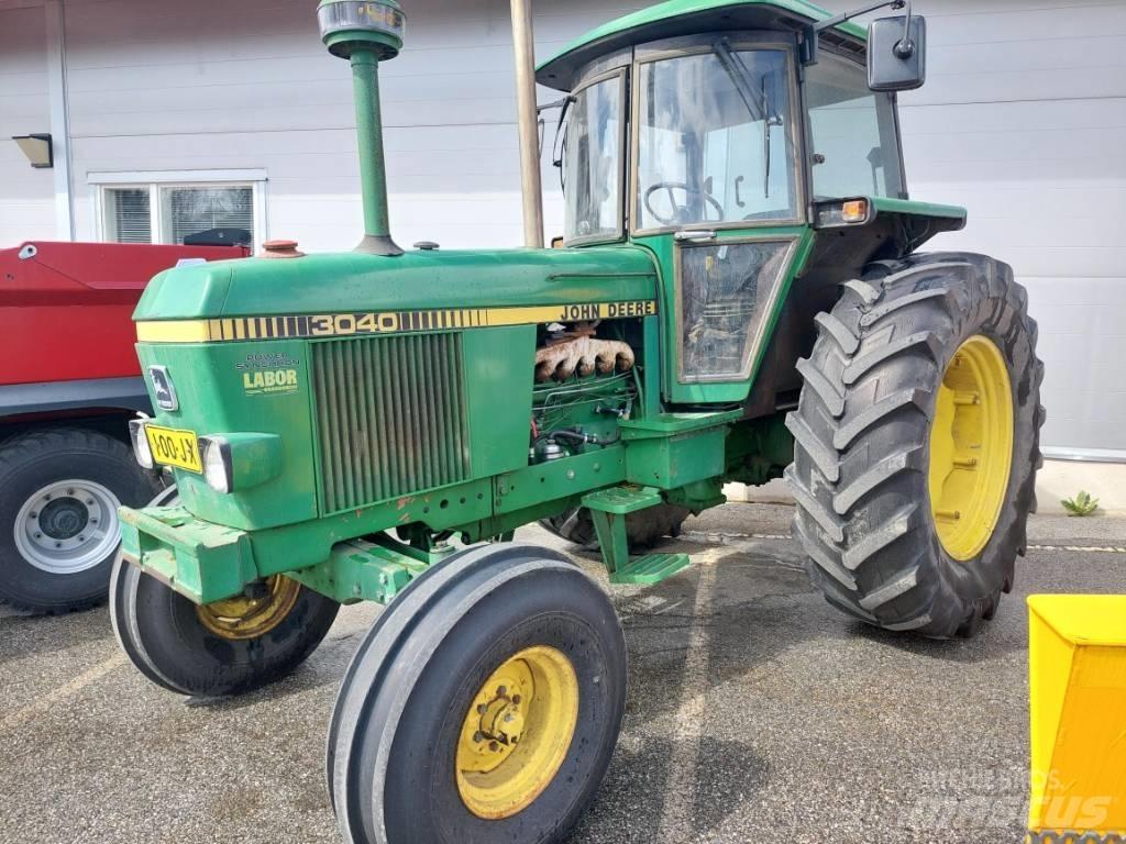 John Deere 3040 Traktory