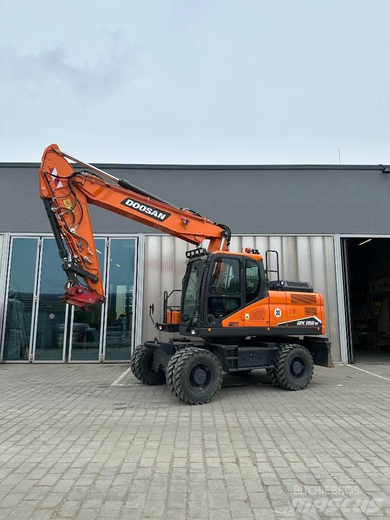 Doosan DX 190 W-7 Kolesové rýpadlá