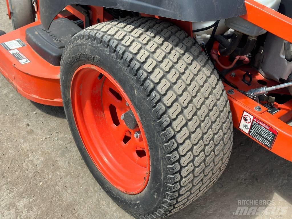 Kubota Z121S Kosačky s nulovým polomerom otáčania