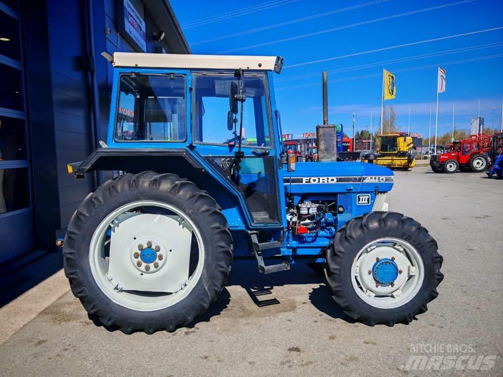 Ford 4110 MYYTY Traktory