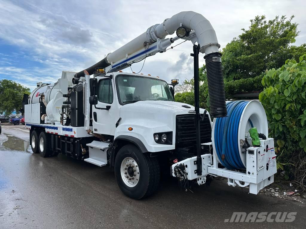 Freightliner 114 SD Kombinované/Čerpacie cisterny