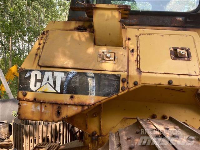 CAT D4H Pásové dozéry