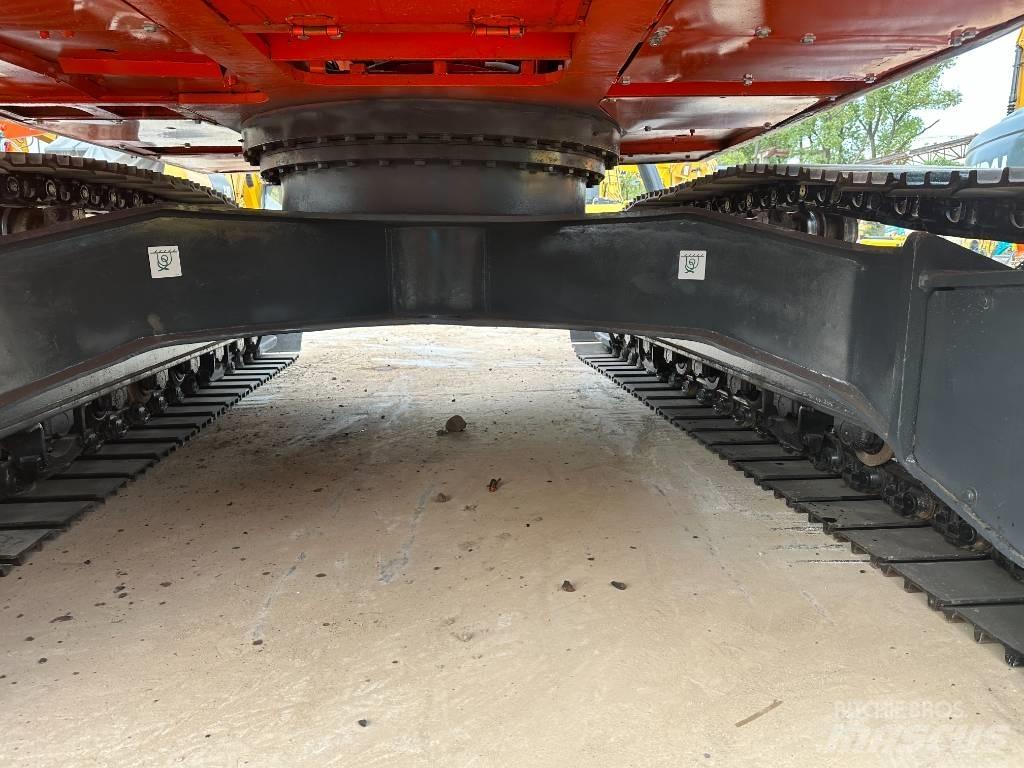 Doosan DX 225 LC-9 Pásové rýpadlá
