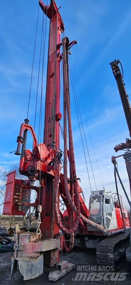 Soilmec R312-200 Pilierovej žeriav
