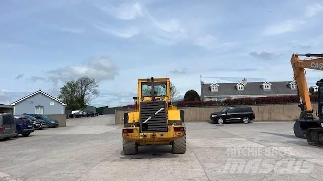 Volvo L 90 Kolesové nakladače