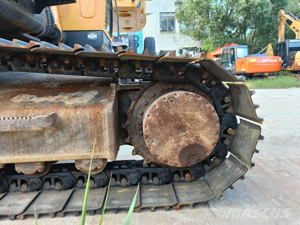 Hyundai R220LC-9 Pásové rýpadlá