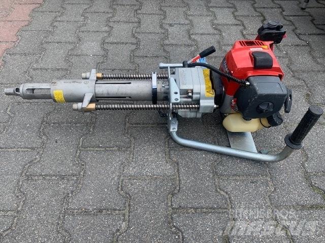 Cembre SD-9P Dvojcestné rýpadlá