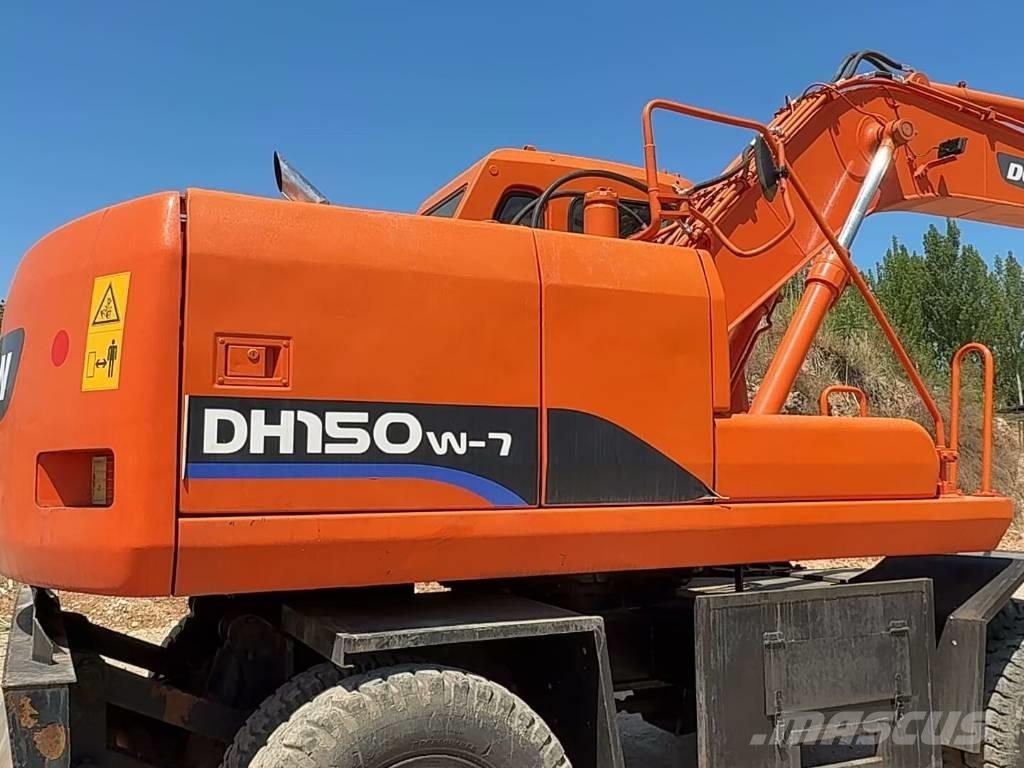 Doosan DH150 W-7 Kolesové rýpadlá