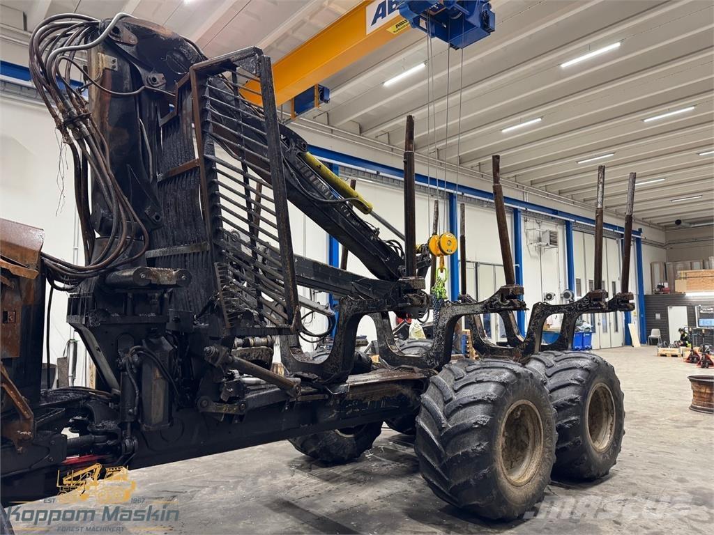 Komatsu 845 Lesné traktory