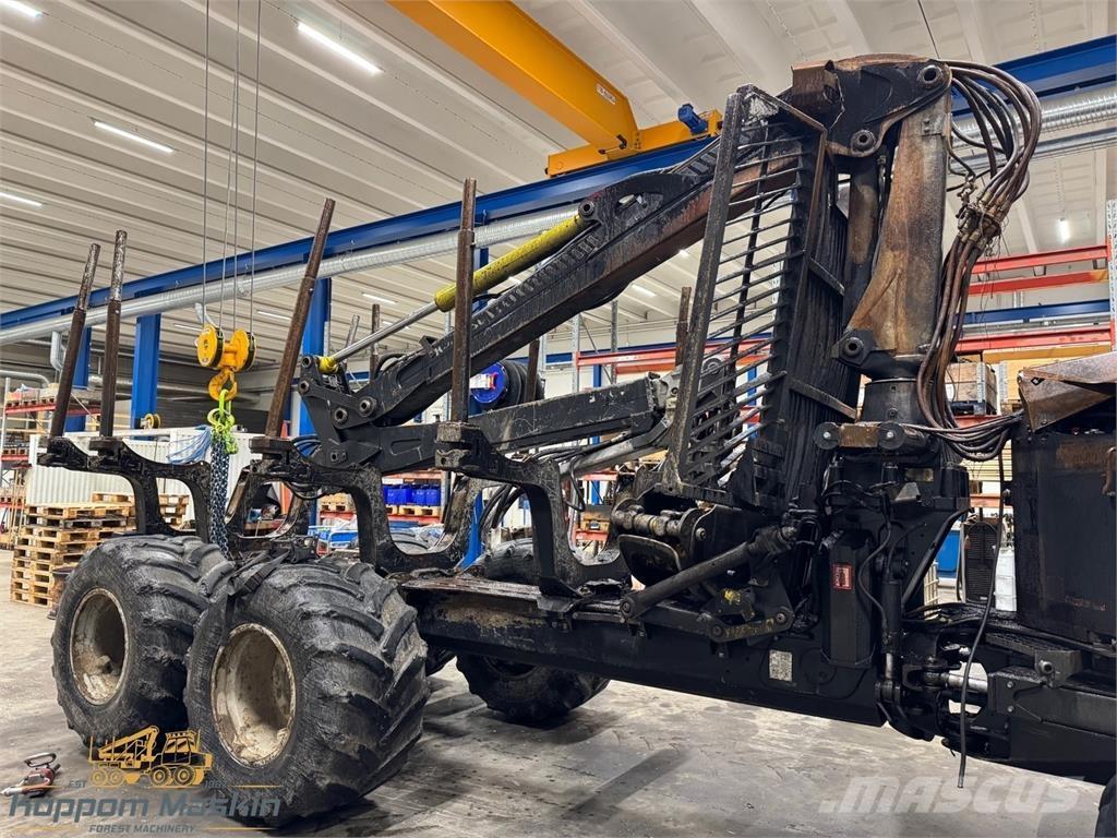 Komatsu 845 Lesné traktory