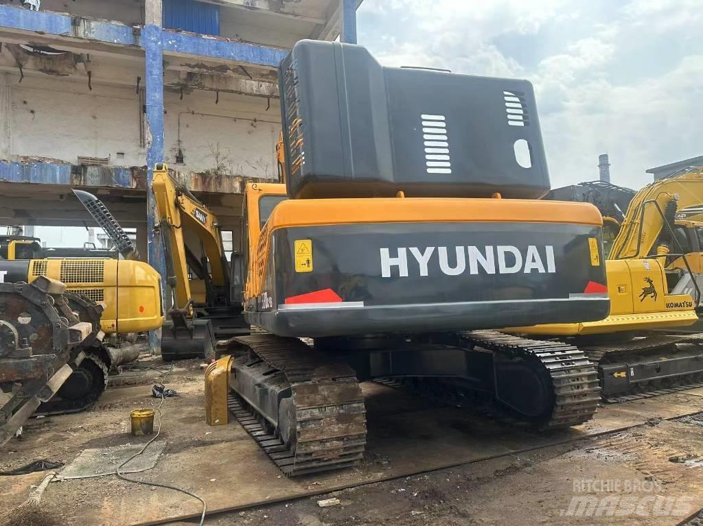 Hyundai 330-9S Pásové rýpadlá