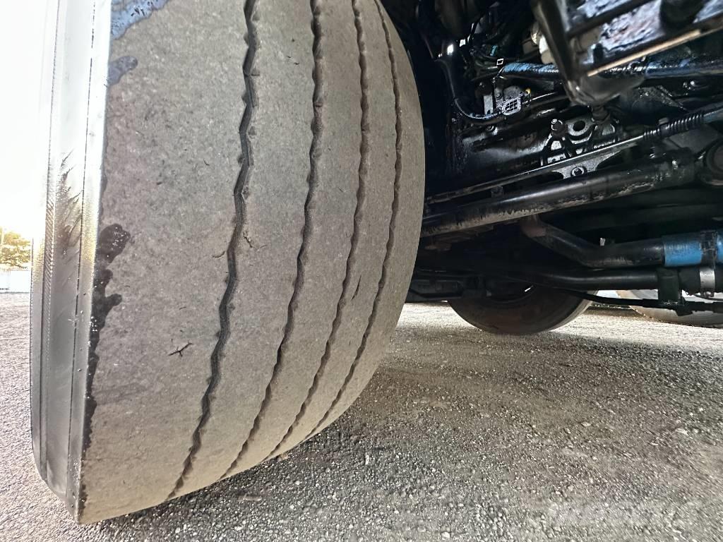 Autocar WX64 Smetiarske vozidlá