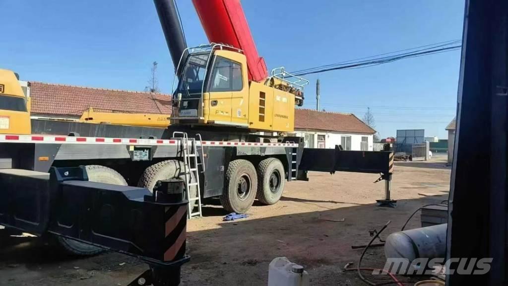 Sany 1600T8 Univerzálne terénne žeriavy