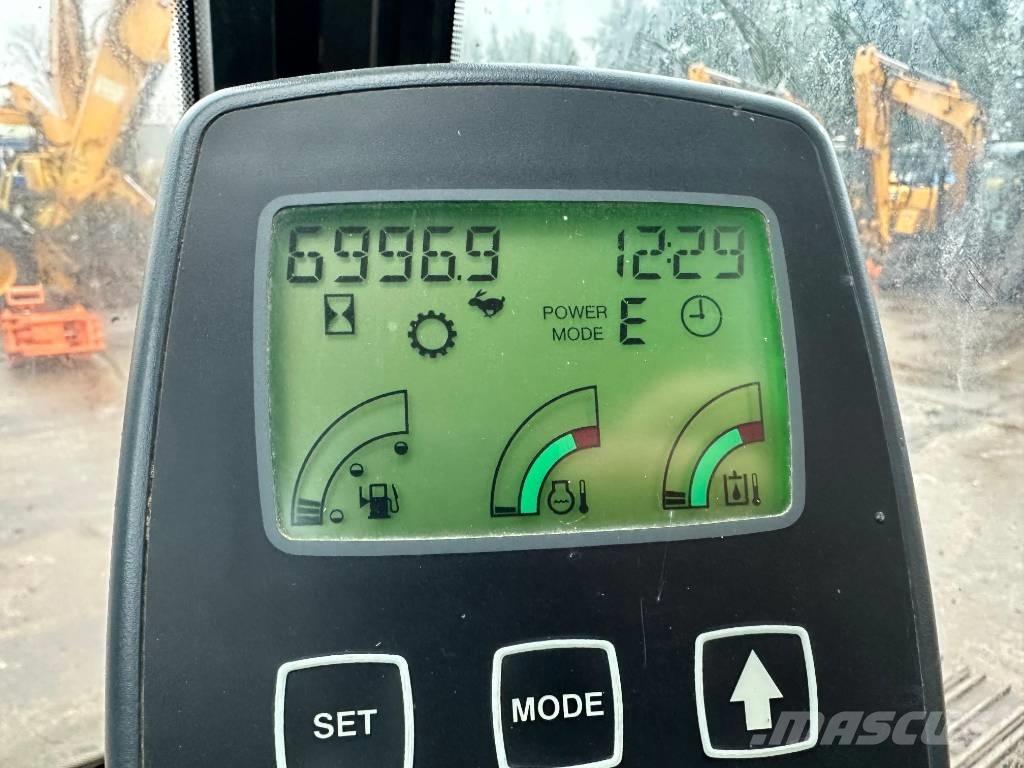 JCB JZ 255 LC Pásové rýpadlá