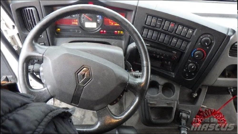 Renault D 210 Vozidlá pre prepravu nápojov