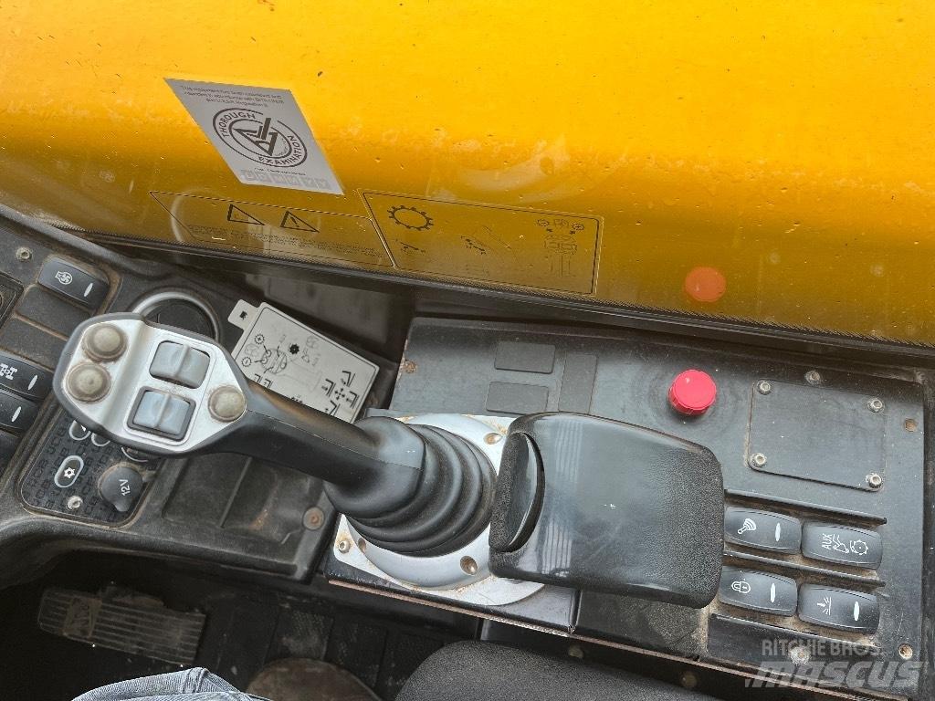 JCB 560-80 Teleskopické manipulátory