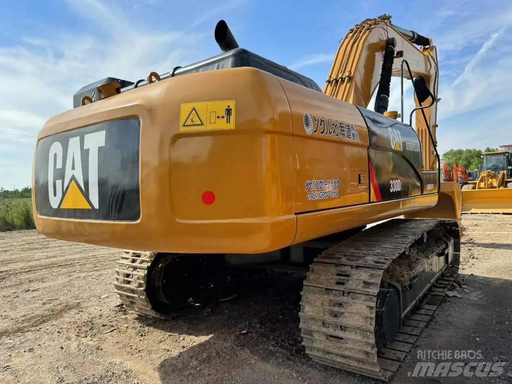 CAT 330 D2 Midi rýpadlá 7 t - 12 t