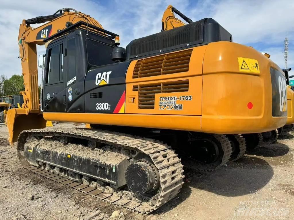 CAT 330 D2 Midi rýpadlá 7 t - 12 t