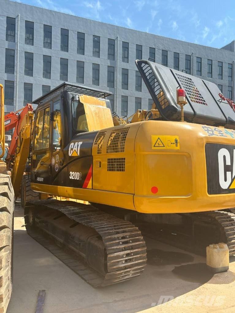 CAT 320D Pásové rýpadlá