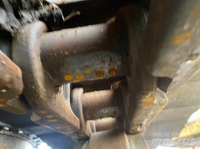 Hitachi EX 165 Pásové rýpadlá