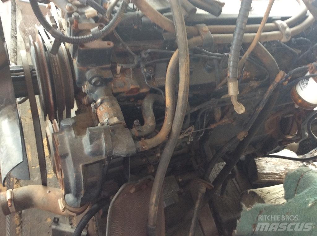 Massey Ferguson 4260 Motory
