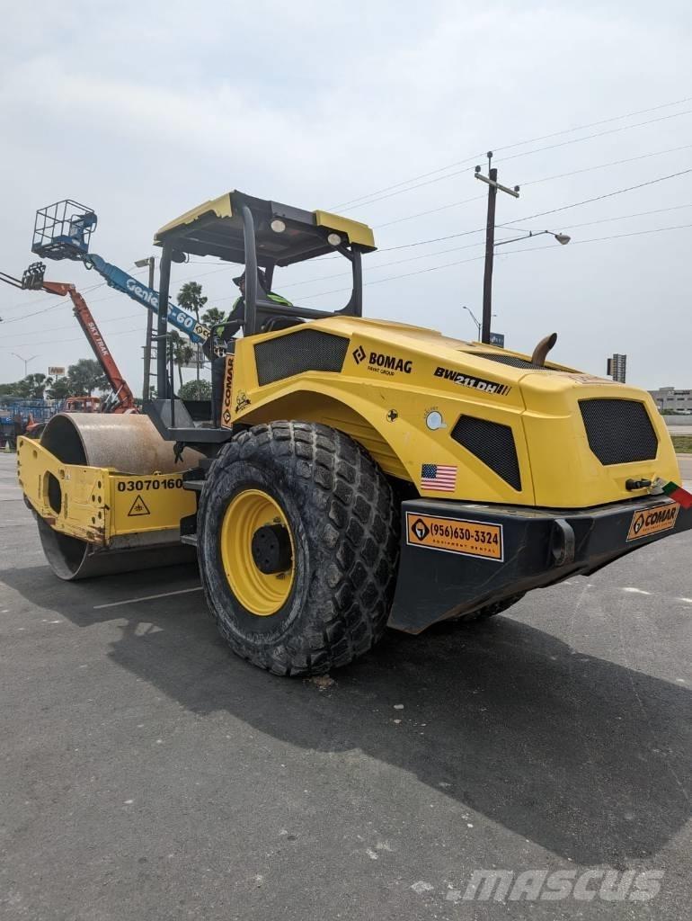 Bomag BW 211 DH-5 Ťahačové valce