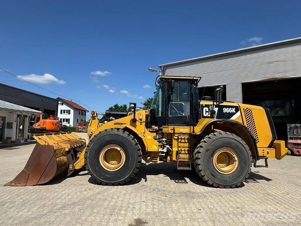 CAT 966 K Kolesové nakladače