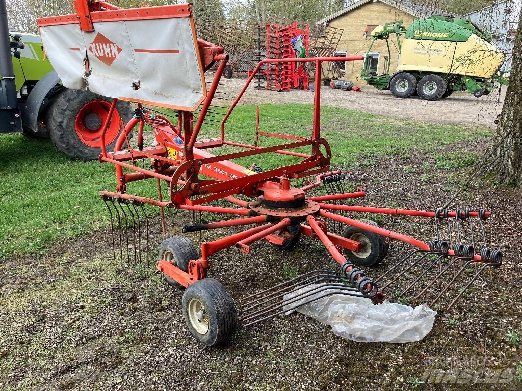 Kuhn GA 3501 G M Obracače a zhrabovače sena
