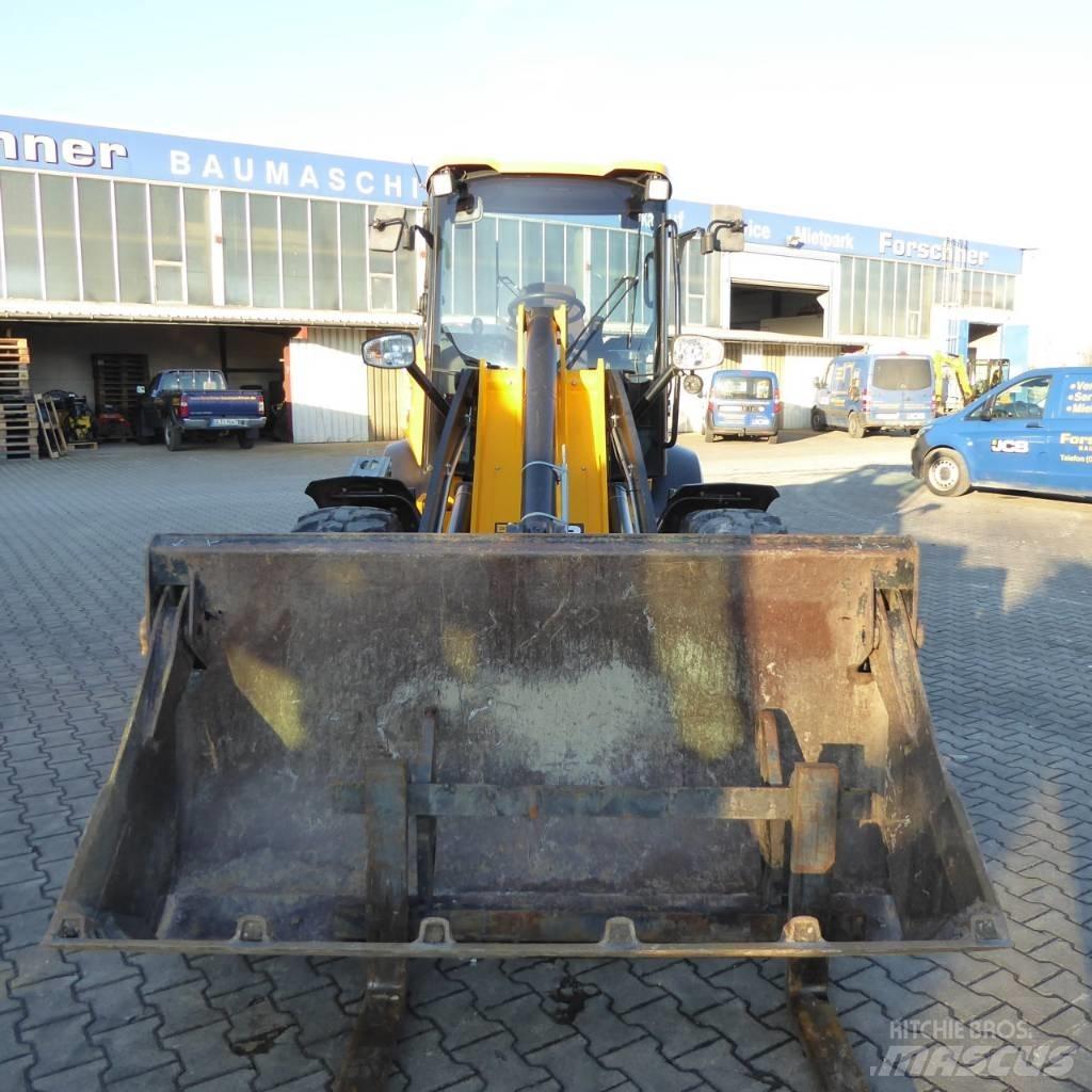 JCB 409 SV Kolesové nakladače