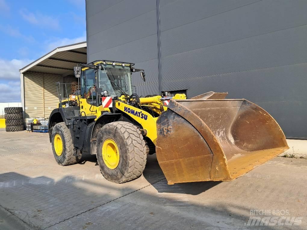 Komatsu WA380-8E0 Kolesové nakladače