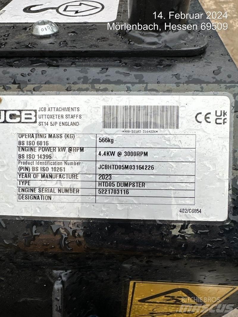 JCB HTD5 mit Tritt Stavebné sklápače