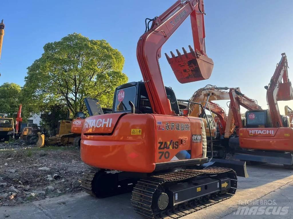Hitachi ZX 70 Pásové rýpadlá