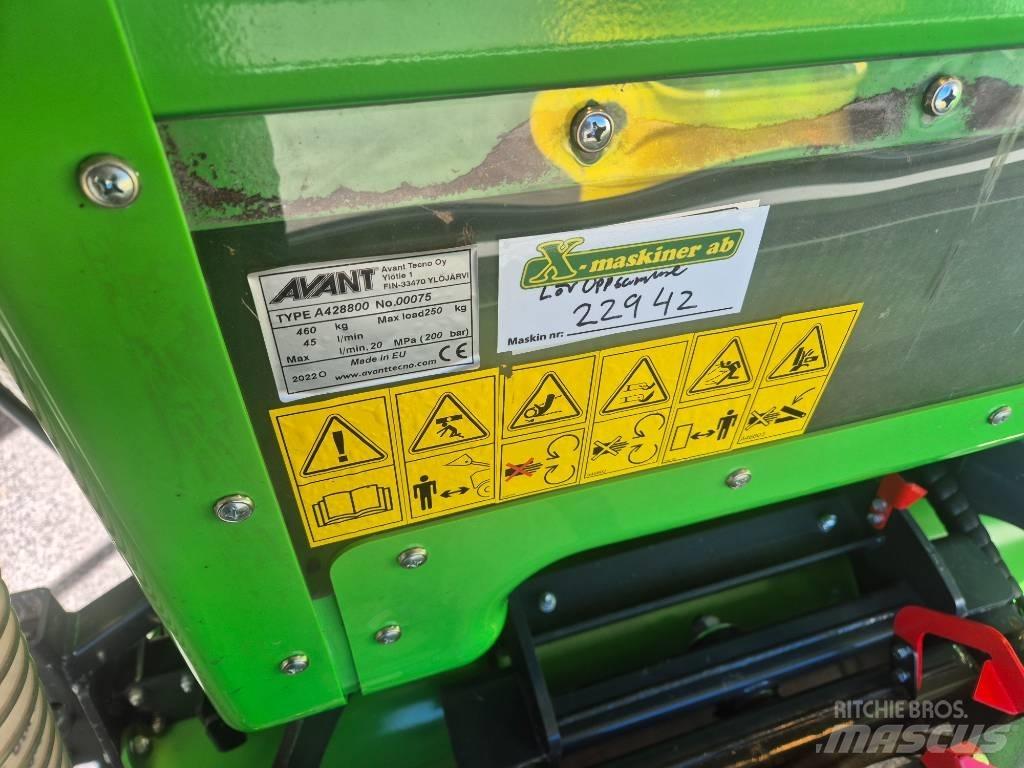 Avant Lövsug DEMO Šmykom riadené nakladače