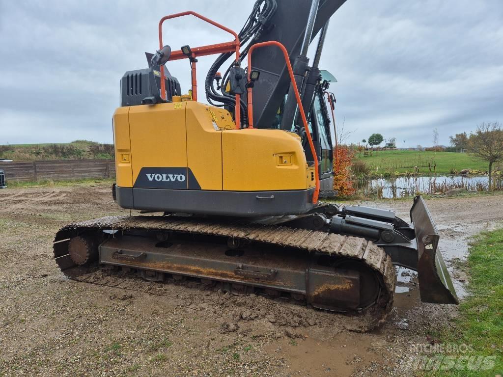 Volvo ECR235EL Pásové rýpadlá