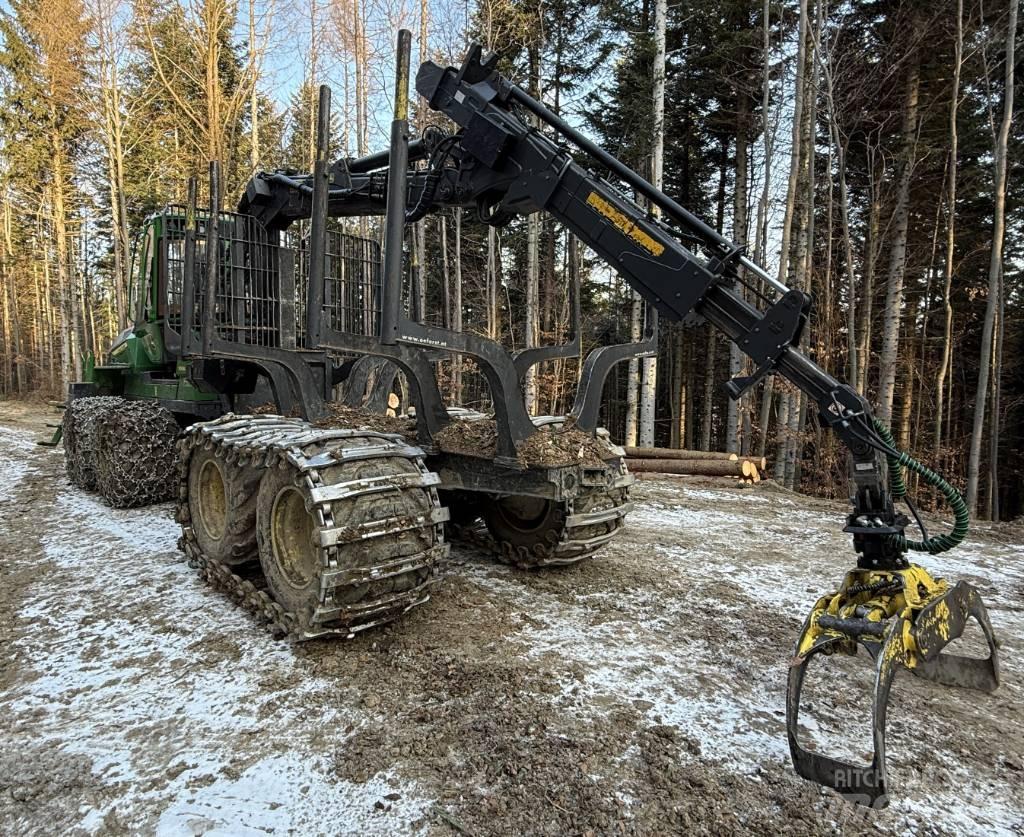 John Deere 1010G Lesné traktory