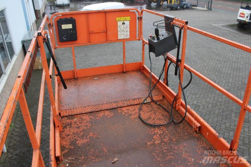 JLG M 3369 Nožnicové zdvíhacie plošiny