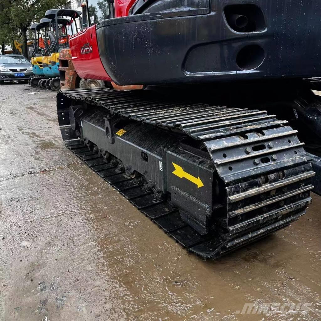 Kubota 155 Pásové rýpadlá