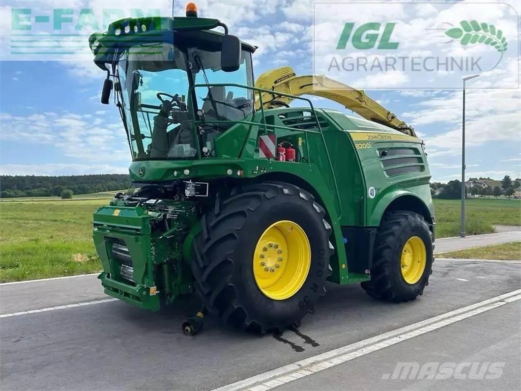 John Deere 8200 i Samochodné kosačky
