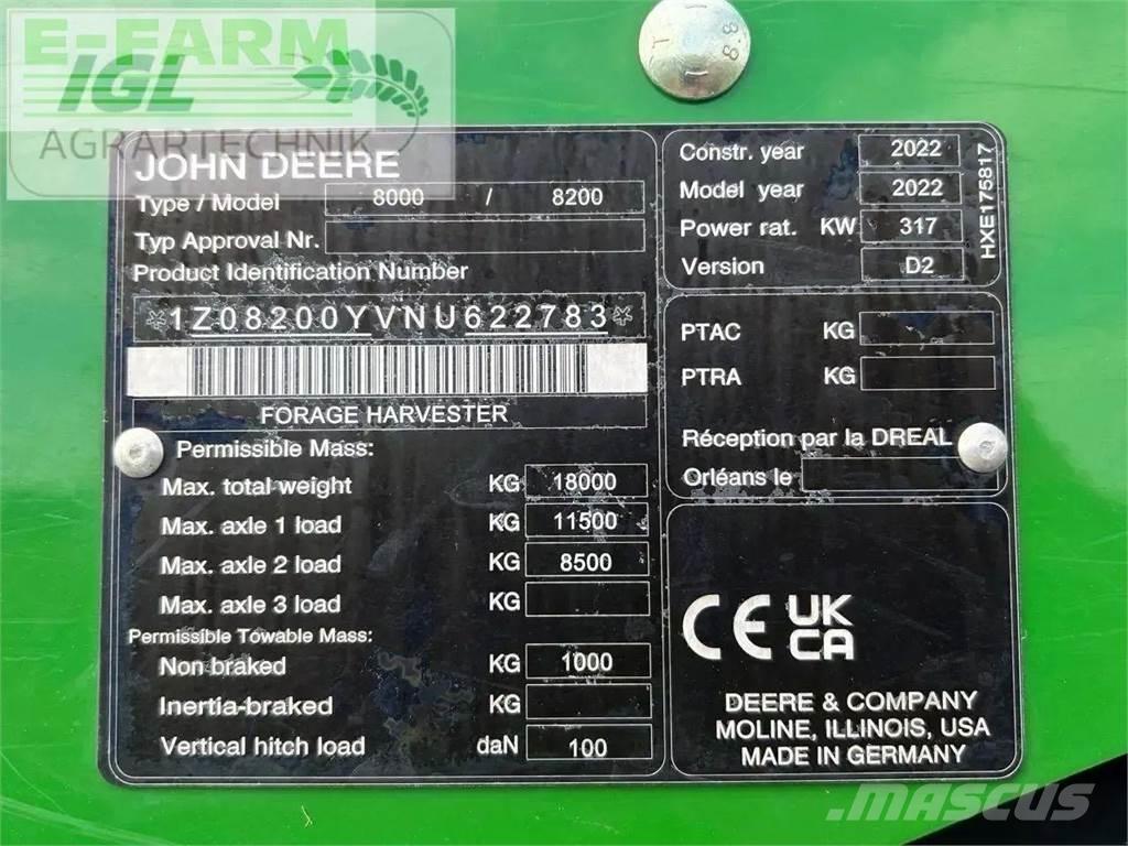 John Deere 8200 i Samochodné kosačky