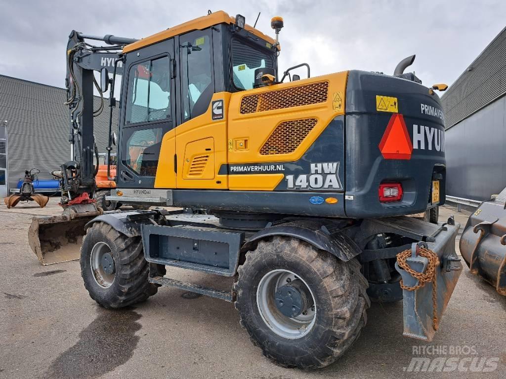 Hyundai HW140A Kolesové rýpadlá